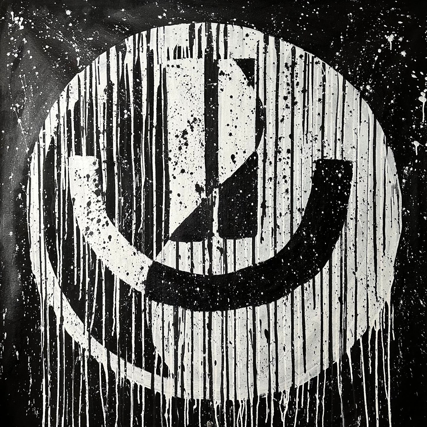 Drippy yin yang smiley black-and-white
